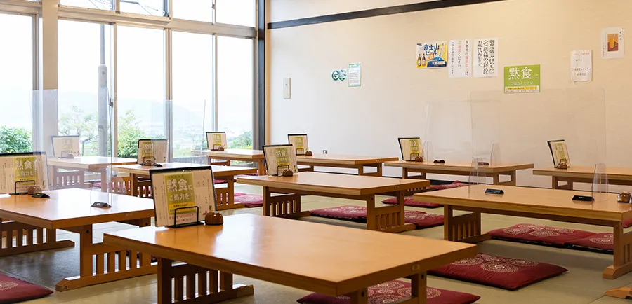 みたまの湯ご利用ガイド みはらし亭 お食事処